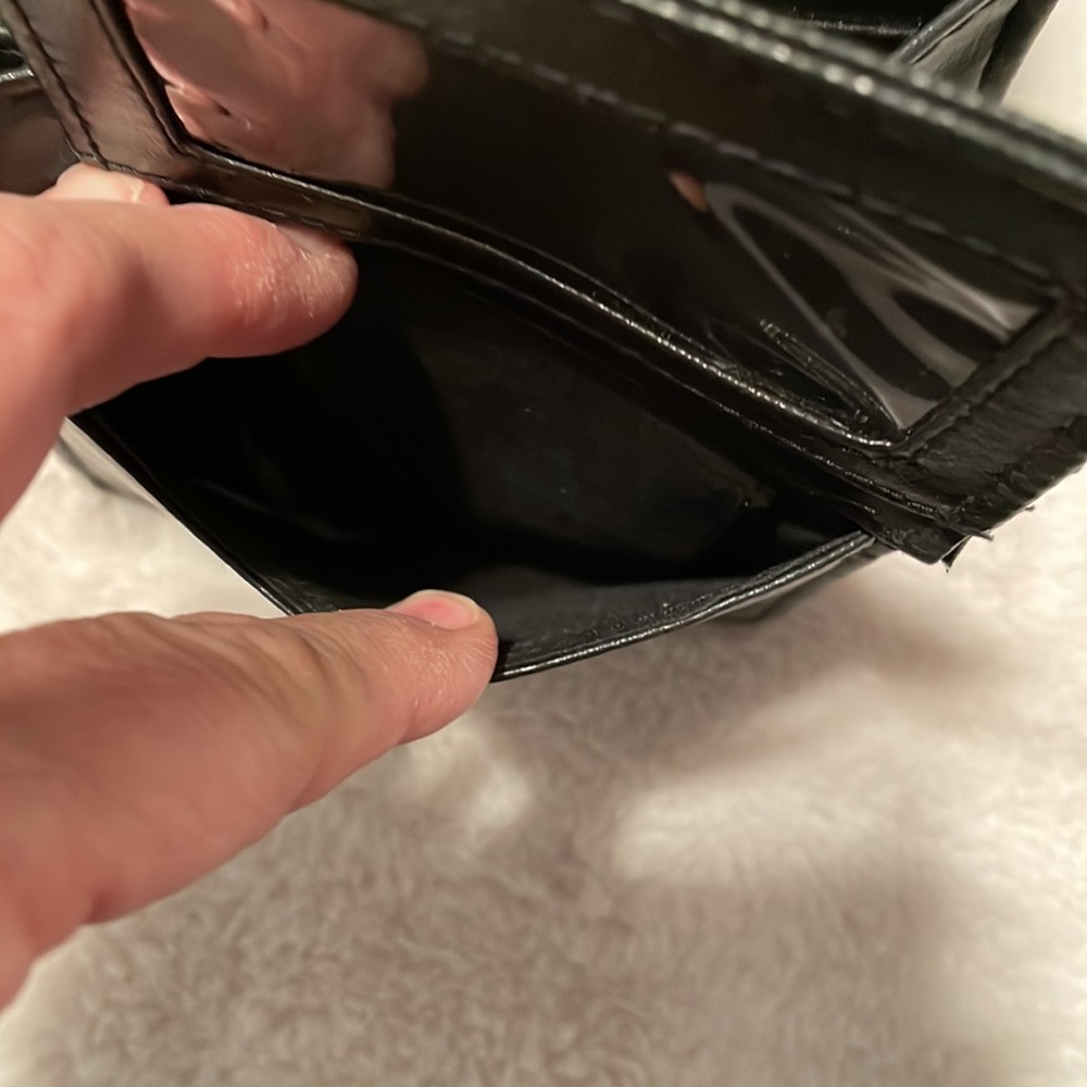 Black vegan leather cross body bag - Picture 11 of 16